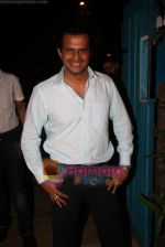 at the launch of WTF restaurant in Versova on 11th Nov 2010 (46).JPG